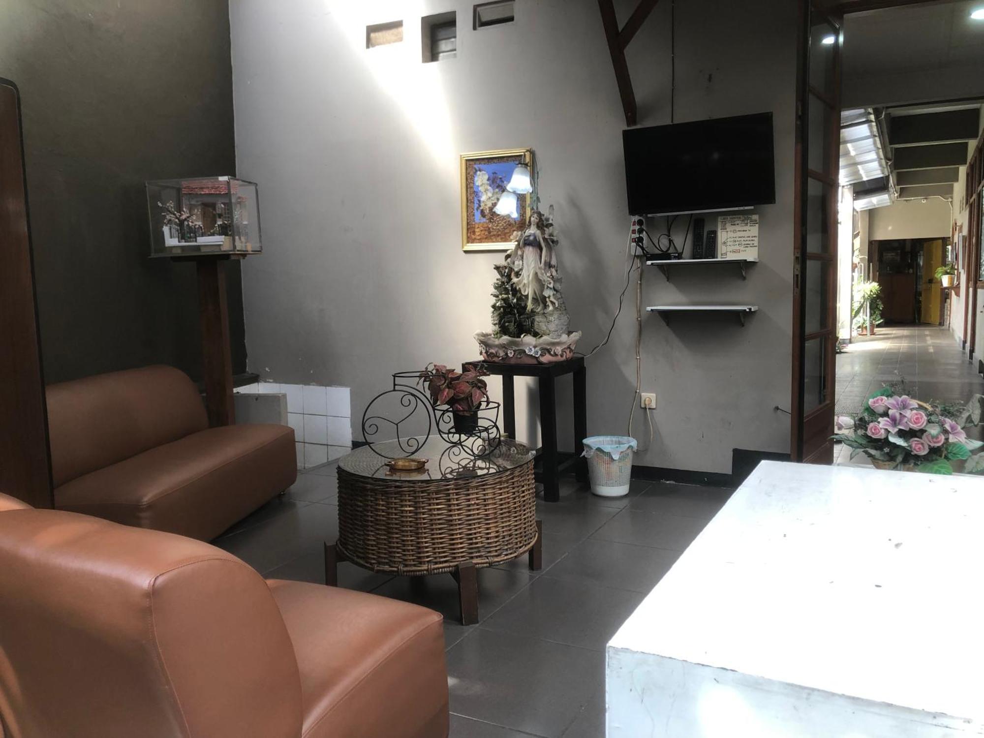 De Riau Guesthouse Bandung Dış mekan fotoğraf