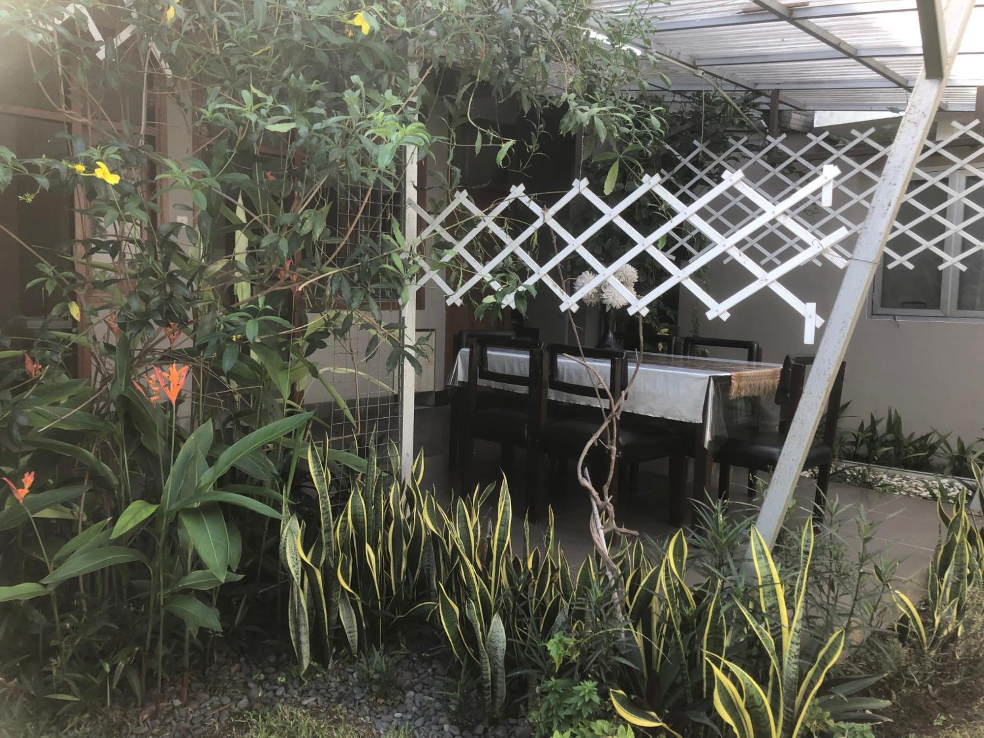 De Riau Guesthouse Bandung Dış mekan fotoğraf