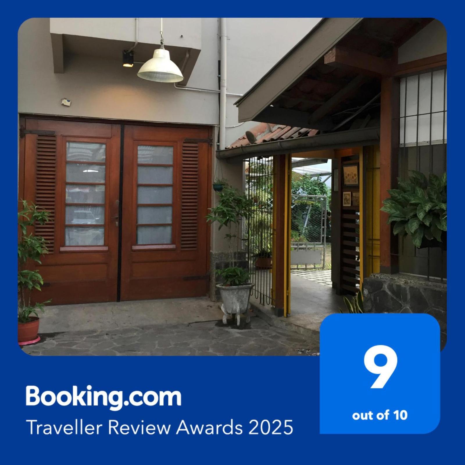 De Riau Guesthouse Bandung Dış mekan fotoğraf